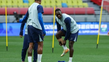 华体会登录入口-粤媒：新鹏城5名外援都参加了赛前合练，战成都有望全部首发