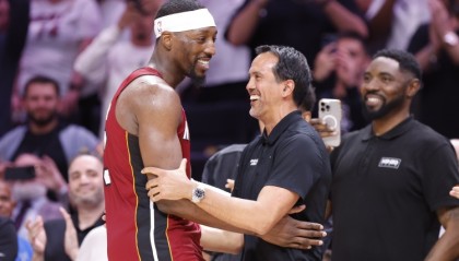 华体会登录入口-韦德：我在游戏里都做不到83分&amp;只得了79分 所需心肺耐力难以置信